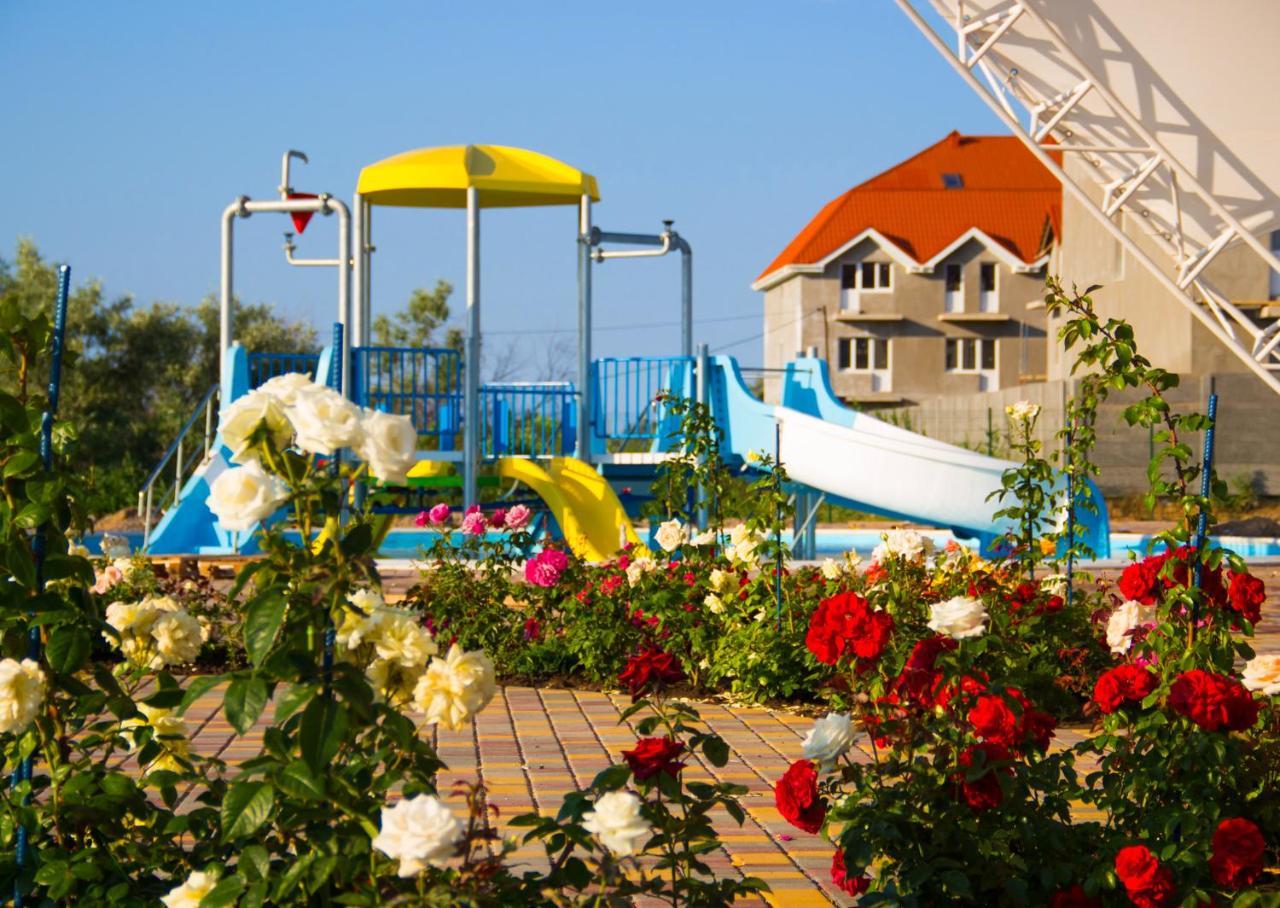 Hotel Promenad Zatoka Exterior foto