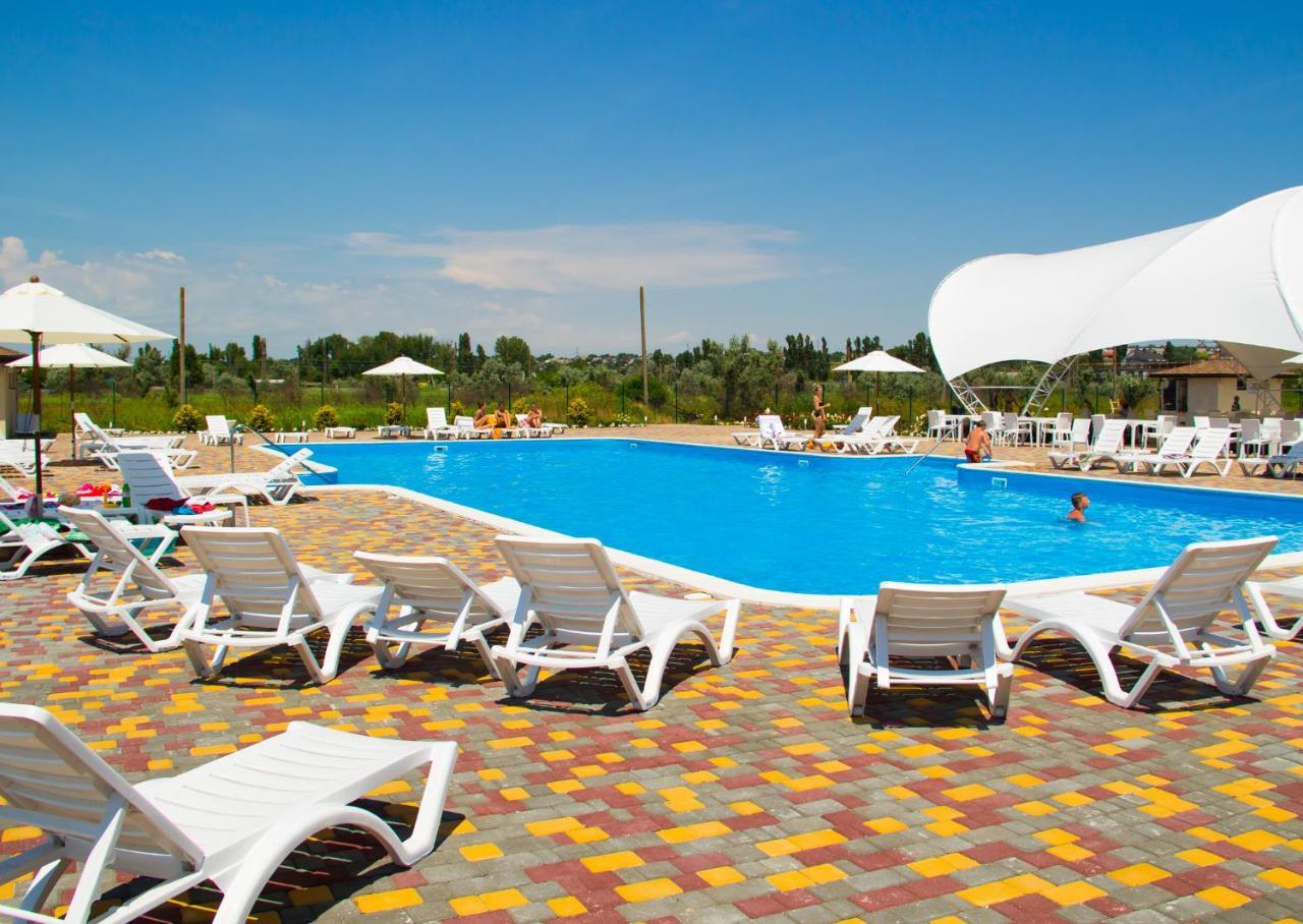 Hotel Promenad Zatoka Exterior foto